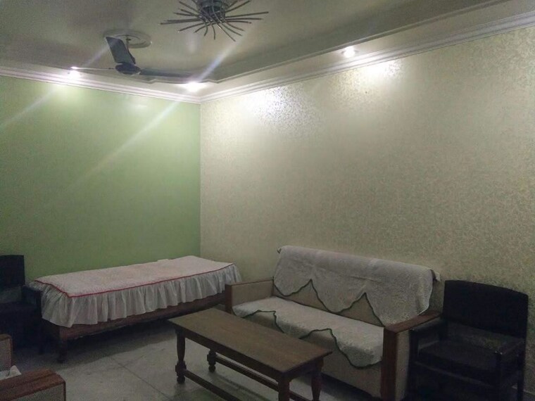 Living Room, gomti nagar 2 Bedroom 2152 Sq.Ft. Builder Floor In Gomti Nagar Lucknow 10678903
