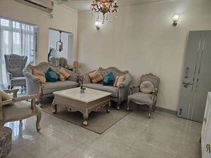 Living Room in 3 BHK Builder Floor at Sector 31 – for Rent