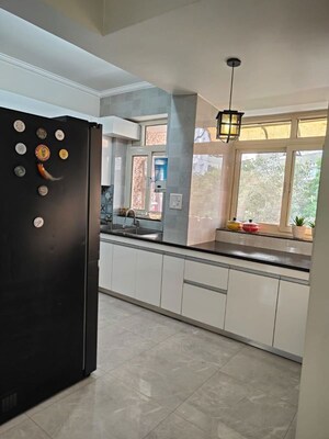 Kitchen in 3 BHK Builder Floor at Sector 31 – for Rent