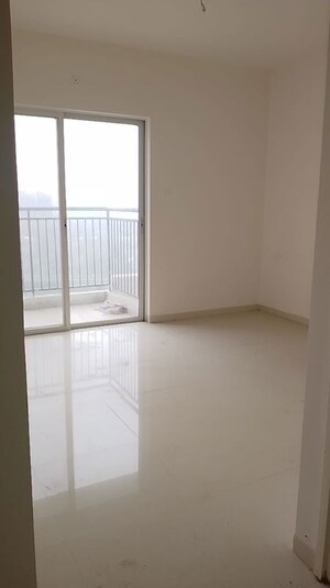 Room in 3 BHK Apartment at Godrej Nurture Pune, Mamurdi – for Rent