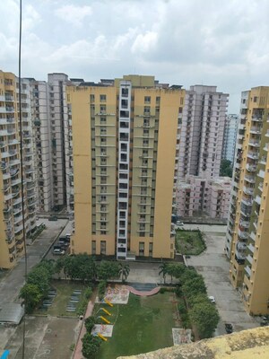 3 BHK Apartment For Rent in Sargam Apartment, Jankipuram