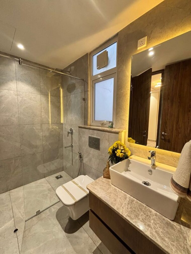 Bathroom, orchid-ivy-floors 4 Bedroom 2501 Sq.Ft. Builder Floor In Sector 51 Gurgaon 10678923