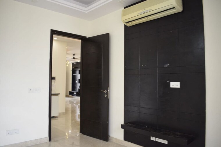 undefined, s-s-southend 3 Bedroom 320 Sq.Ft. Builder Floor In Sector 49 Gurgaon 10678928