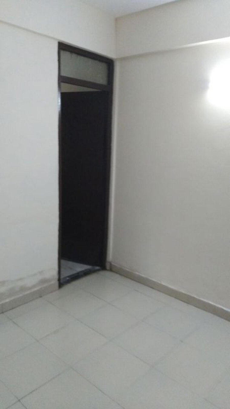 Room, bptp-elite-floors 3 Bedroom 180 Sq.Yd. Builder Floor In Sector 83 Faridabad 10678941