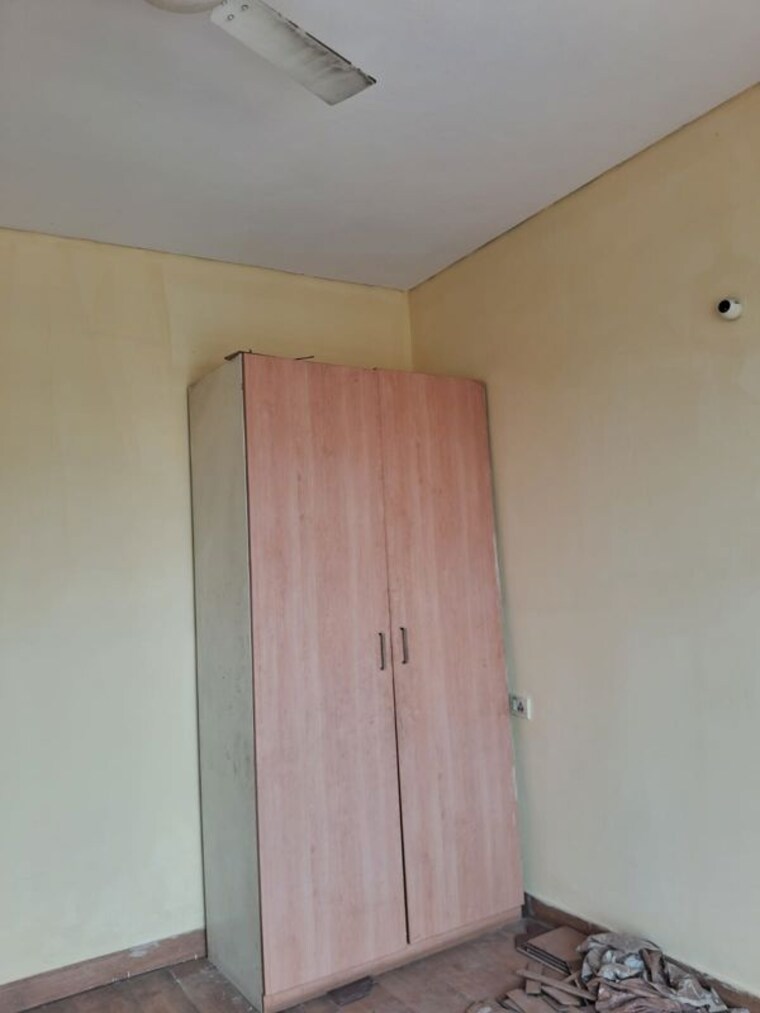 Room, bptp-park-elite-floors-sector-88 3 Bedroom 180 Sq.Yd. Builder Floor In Sector 88 Faridabad 10678948