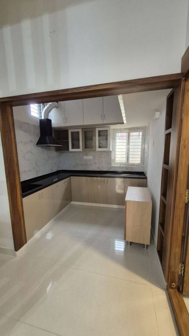 Kitchen, nri layout 3 Bedroom 1600 Sq.Ft. Builder Floor In Nri Layout Bangalore 10678152