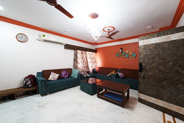 Living Room, bodakdev 4 Bedroom 325 Sq.Yd. Apartment In Bodakdev Ahmedabad 10678987