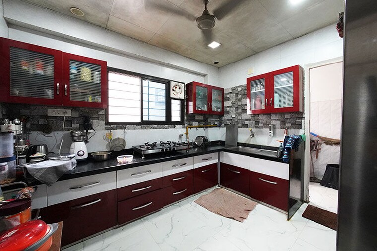 Kitchen, bodakdev 4 Bedroom 325 Sq.Yd. Apartment In Bodakdev Ahmedabad 10678987