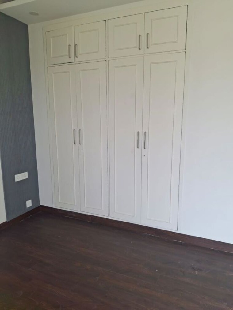 Room, unitech-ivory-towers 3.5 Bedroom 2100 Sq.Ft. Apartment In Sector 40 Gurgaon 10678988