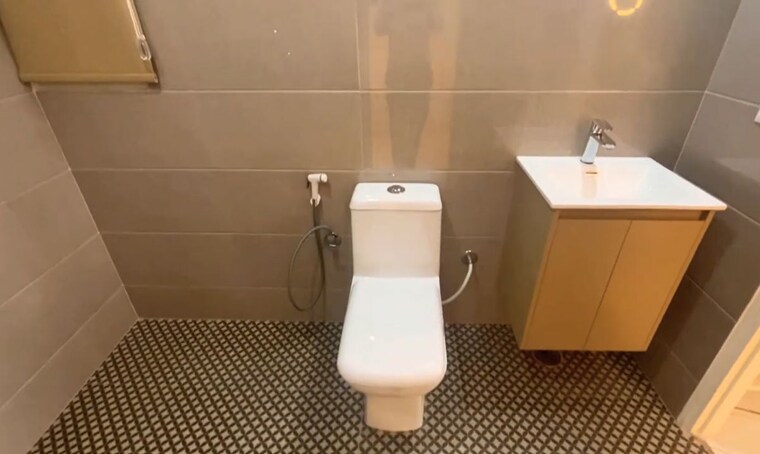 Bathroom, ska-orion 3.5 Bedroom 1900 Sq.Ft. Apartment In Sector 143b Noida 10679014