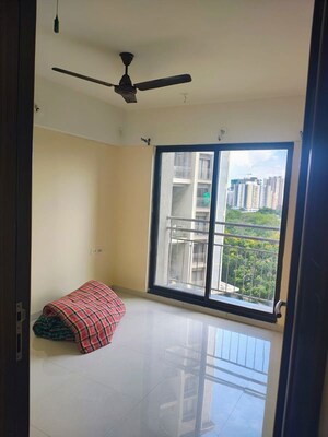 Room in 2 BHK Apartment at Kohinoor Courtyard One, Wakad – for Rent