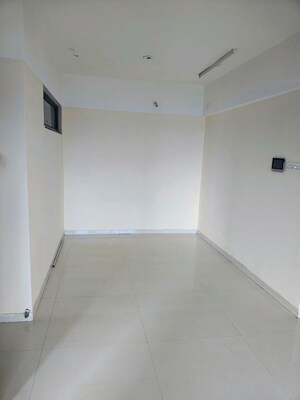 Room in 2 BHK Apartment at Kohinoor Courtyard One, Wakad – for Rent