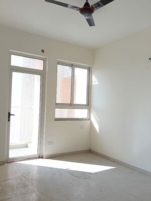 Room in 3 BHK Apartment at Gazipur – for Rent