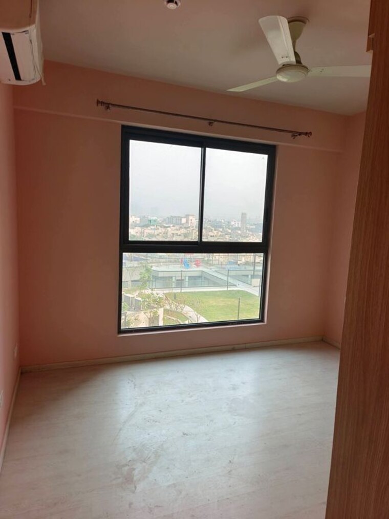 Room, m3m-sky-city 2.5 Bedroom 1516 Sq.Ft. Apartment In Sector 65 Gurgaon 10679077