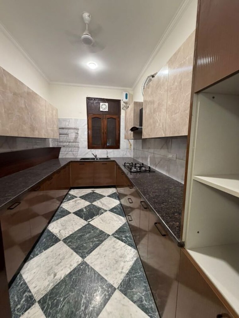 Kitchen, sector 14 3 Bedroom 1900 Sq.Ft. Builder Floor In Sector 14 Gurgaon 10679089