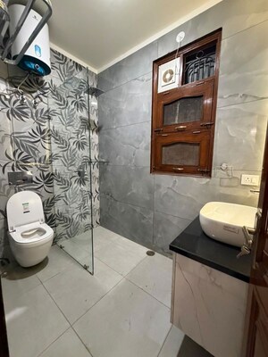 Bathroom in 3 BHK Builder Floor at Sector 14 – for Rent