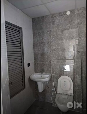 Bathroom in 2 BHK Apartment at The Address Mullanpur, North Mullanpur – for Sale
