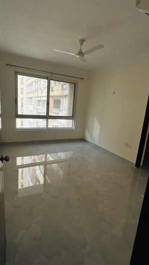 3.5 BHK Apartment For Rent in Jaypee Greens Kalypso Court, Sector 128