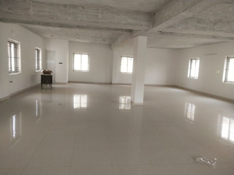 Room, gandhipuram Commercial Office Space 4500 Sq.Ft. In Gandhipuram Coimbatore 10679119