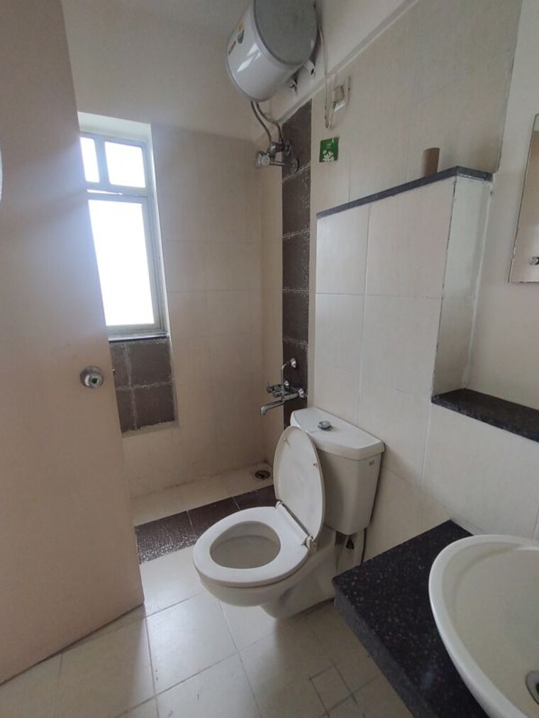Bathroom, mahindra-royale 2 Bedroom 1147 Sq.Ft. Apartment In Pimpri Pune 10679123
