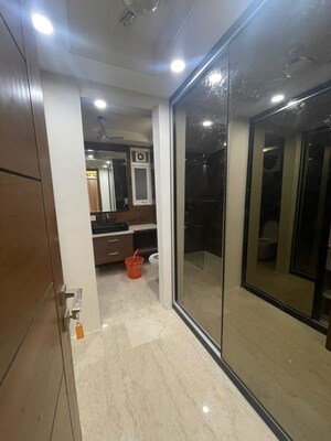 Building Lobby in 3 BHK Builder Floor at Sushant Lok I – for Rent
