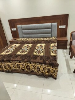 1 BHK Builder Floor For Rent in High Ground