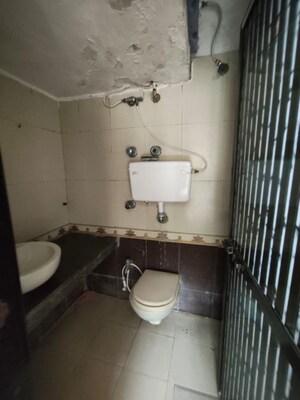 Bathroom in 3 BHK Apartment at Evershine Woods, Mira Road – for Sale