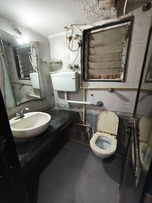 Bathroom in 3 BHK Apartment at Evershine Woods, Mira Road – for Sale