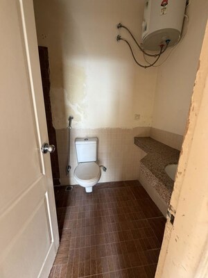 Bathroom in 2 BHK Builder Floor at Sector 22 – for Rent