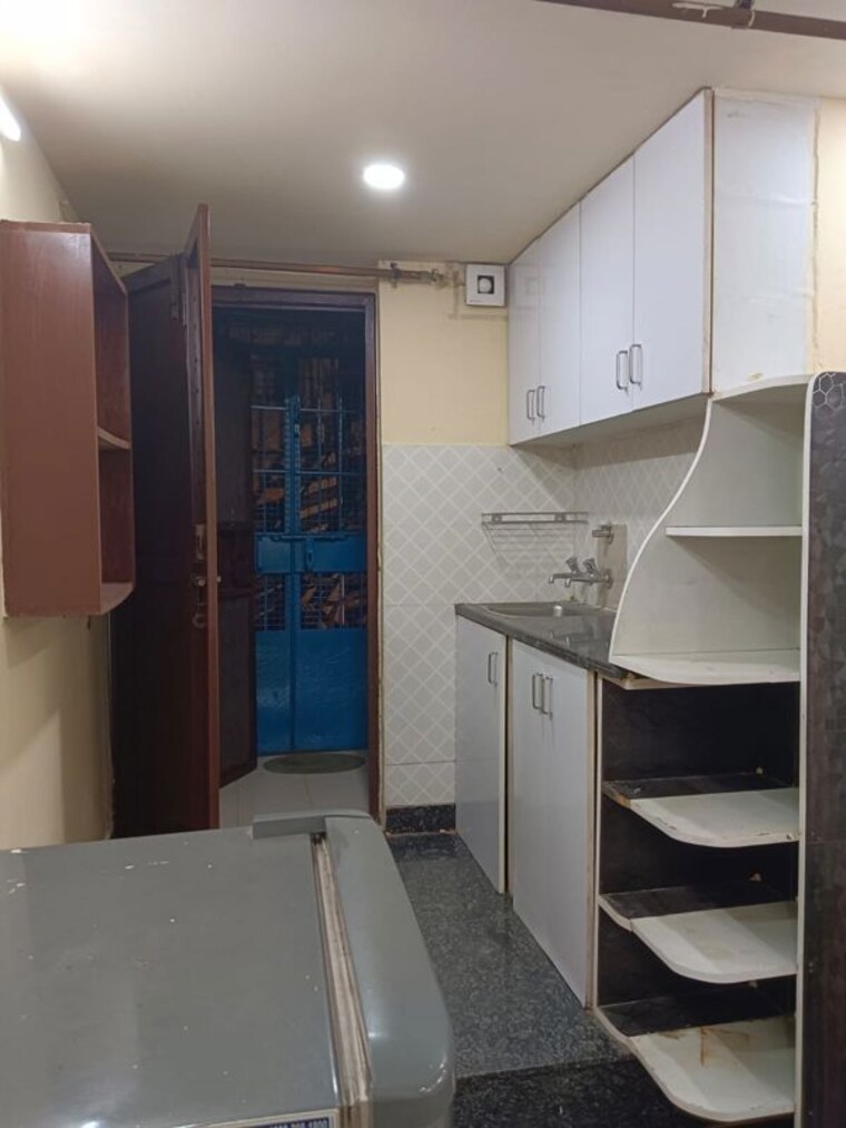 Kitchen, lajpat nagar 4 Studio 567 Sq.Ft. Builder Floor In Lajpat Nagar 4 Delhi 10679117