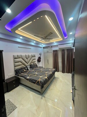 Furnished Amenities in 2.5 BHK Apartment at Ajnara Grand Heritage, Sector 74 – for Sale
