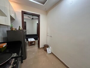 Gym in 2 BHK Builder Floor at Sector 27 – for Rent