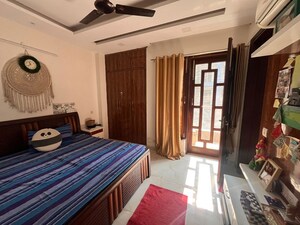 2 BHK Builder Floor For Rent in Sector 27