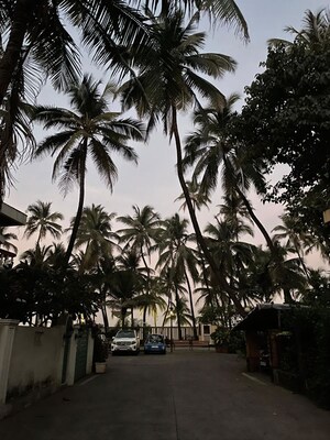 1 BHK Apartment – Exterior View View at Sea Shell CHS, Juhu - for Rent