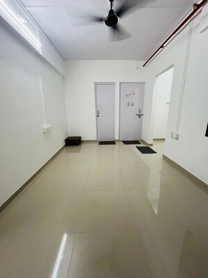 1 BHK Apartment For Rent in Raymond Aashiyana, Vartak Nagar