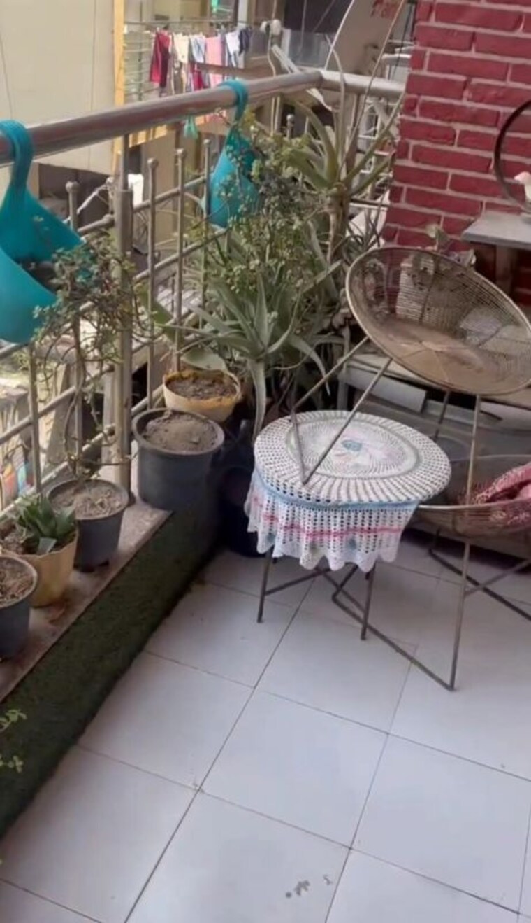 Balcony, ozone-apartment 2 Bedroom 1000 Sq.Ft. Builder Floor In Sector 104 Noida 10679191