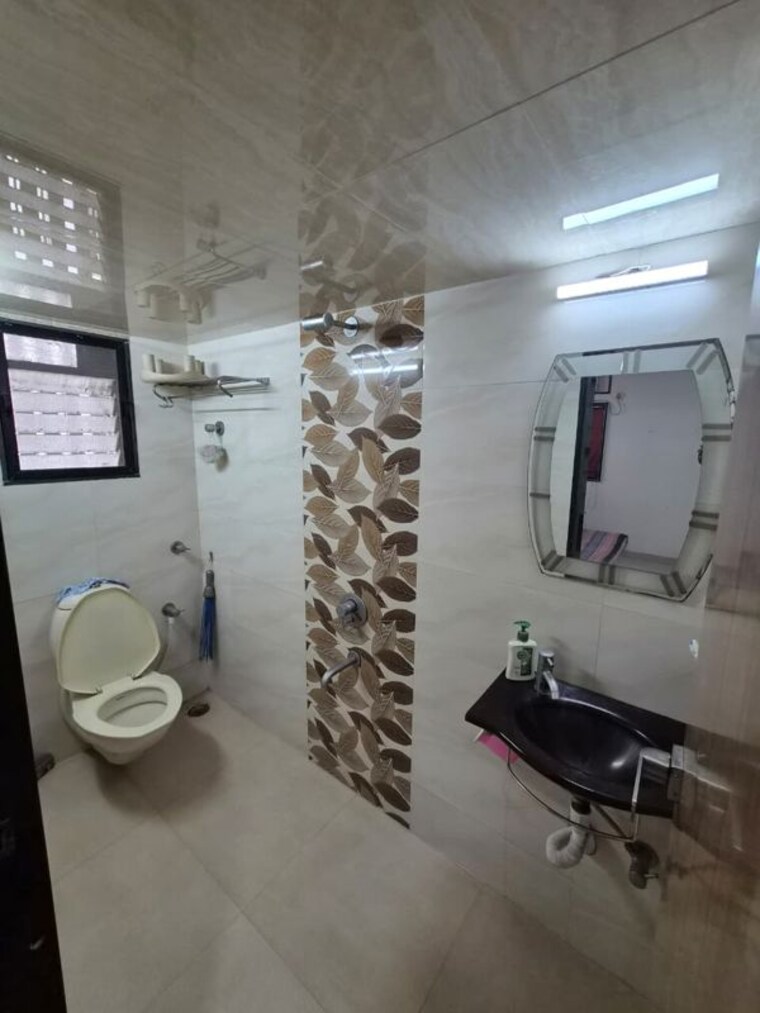 Bathroom, shree-balaji-priya-tower 3 Bedroom 1600 Sq.Ft. Apartment In Kharghar Navi Mumbai 10679198