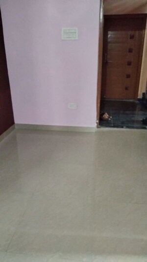Room in 3 BHK Apartment at Bariatu – for Rent