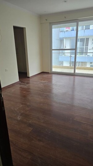Room in 3 BHK Apartment at Adarsh Panache Heights, Kulhan – for Rent