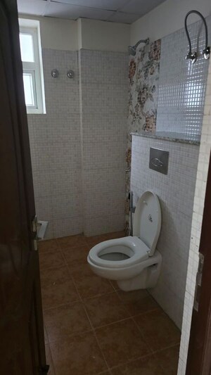 Bathroom in 3 BHK Apartment at Adarsh Panache Heights, Kulhan – for Rent