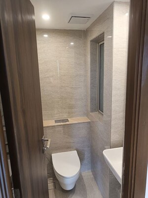 Bathroom in 1 BHK Apartment at Hiranandani Sorrento, Powai – for Rent