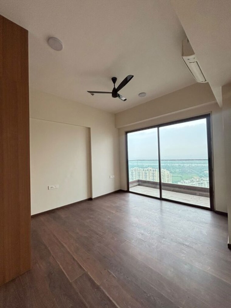 Room, kalpataru-vista 4 Bedroom 3938 Sq.Ft. Apartment In Sector 128 Noida 10679264