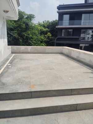 Balcony in 5 BHK Villa at Sarvodaya Enclave – for Rent