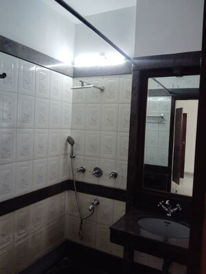 Kitchen in 5 BHK Villa at Sarvodaya Enclave – for Rent