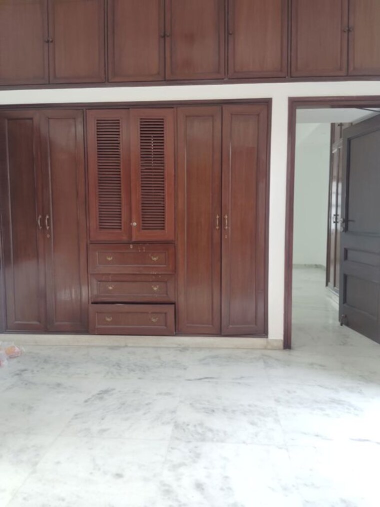 Room, sarvodaya enclave 5 Bedroom 3500 Sq.Ft. Villa In Sarvodaya Enclave Delhi 10679272
