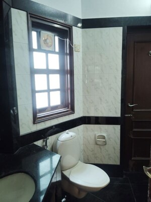 Bathroom in 5 BHK Villa at Sarvodaya Enclave – for Rent