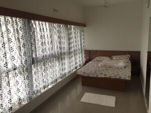 Room in 1.5 BHK Apartment at Paranjape Blue Ridge, Hinjewadi – for Rent