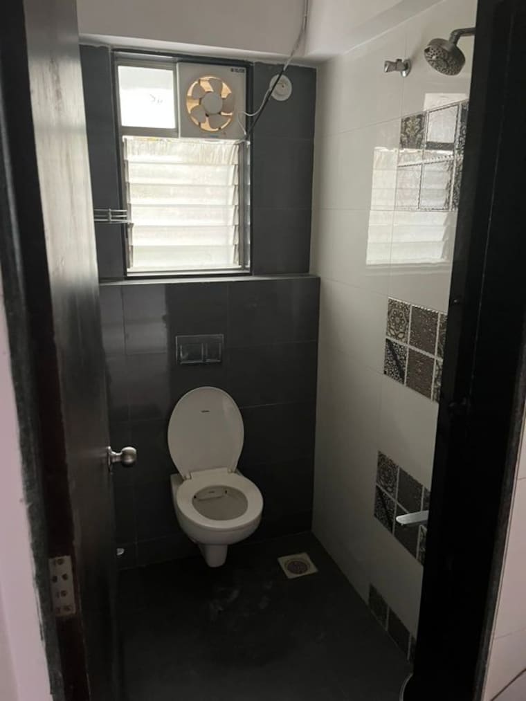 Bathroom, buttepatil-gulab-shilp 2 Bedroom 614 Sq.Ft. Apartment In Warje Pune 10679280