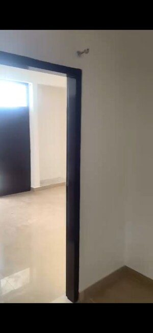 Building Lobby in 4 BHK Apartment at Shri Ram Apartments, Sector 48 – for Rent