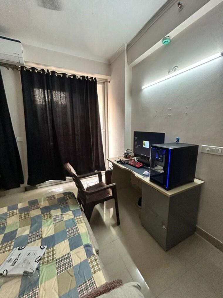 Bedroom, amrapali-kingswood 2 Bedroom 1100 Sq.Ft. Apartment In Sector 4 Greater Noida Greater Noida 10679274